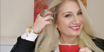 Layra Özlem Süyev: Zaman metaforunda zamana yenik düşmeyen; Şehitler