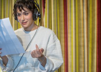 Hande Doğandemir’den çocuklara mesaj