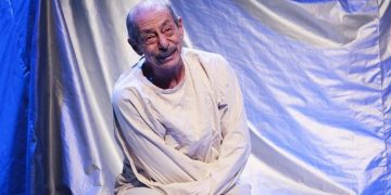 Genco Erkal ‘Bir Delinin Hatıra Defteri’