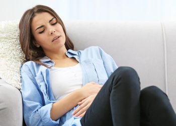 6 aydan uzun süren adet ağrılarına dikkat!