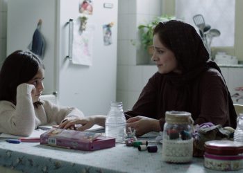 Sanaeeha ve Moghaddam “Kadınlarınız haklarını kaybediyor”