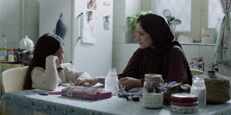 Sanaeeha ve Moghaddam “Kadınlarınız haklarını kaybediyor”