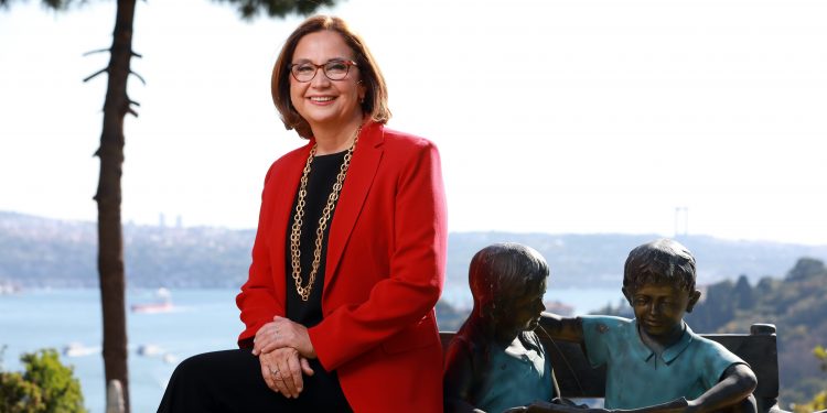 KAGİDER Başkanı Emine Erdem “Kadınların mücadeleci ruhu girişimciliğe çok yatkın”/Aylin Saraçoğlu