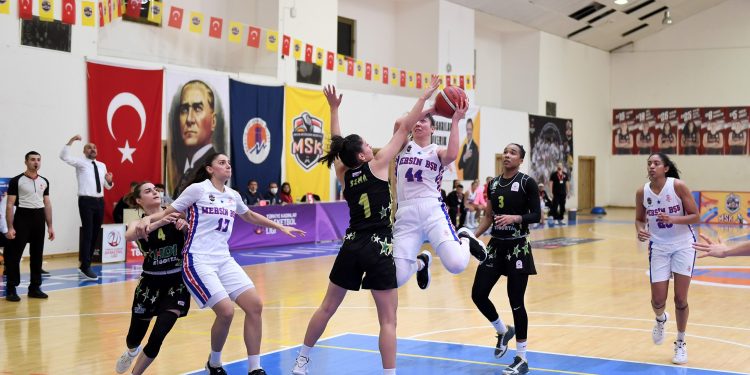 Mersin MSK Kadın Basketbol Takımı evinde galip geldi
