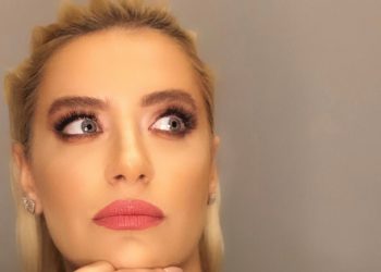 Televizyon yöneticisi ve yazar Hande Ertekin bundan böyle yazıları ile Güncel Kadın sitesinde