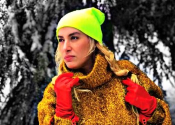 Yazar Hande Ertekin “Ya Ben Olsam Ne Yapar, Nasıl Tepki Verirdim?”