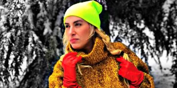 Yazar Hande Ertekin “Ya Ben Olsam Ne Yapar, Nasıl Tepki Verirdim?”