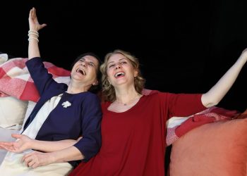 “Geç Kalanlar” Ayakta alkışlandı