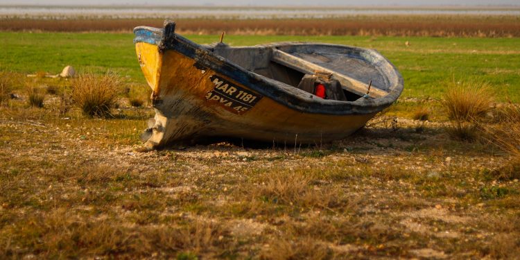 Doğa Derneği : Manisa’daki Marmara Gölü’ne neden su verilmiyor?