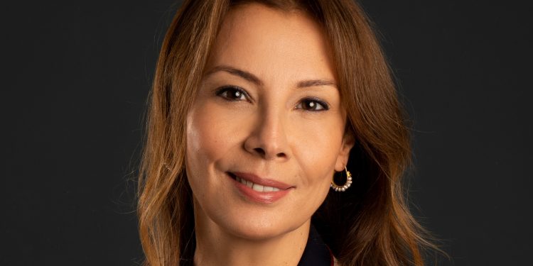 L’Oréal Türkiye’nin yeni Hukuk ve Bilim Direktörü   Hande Karakülah oldu