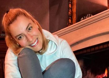 Hande Ertekin : “Şubat bitmeyecek   bir aşkı anlatıyor bana”