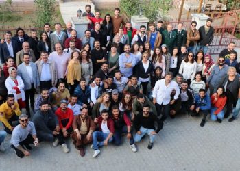 İncir Ağacı’nın Neriman’ı Özlem Güveli; “Anlaşacağımız ailelerin çocuklarını gelin-damat isteriz ama…” Röportaj Aylin Saraçoğlu