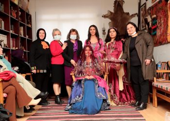 Sevgililer Günü’nde Denizli Kadın Meclisi’nden kına gecesi