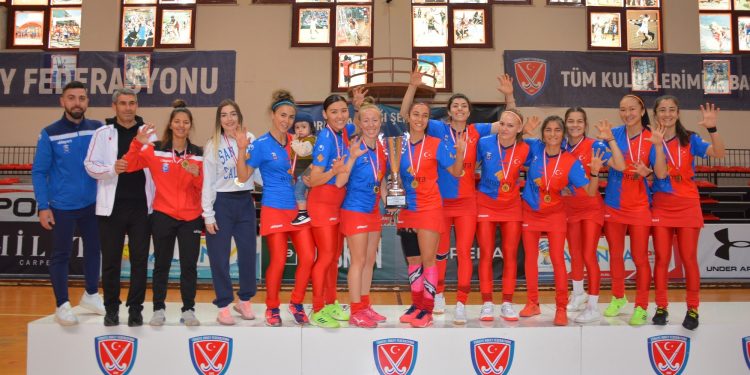 Kadınlar Hokey Takımı Avrupa Trophy’nin Şampiyonu