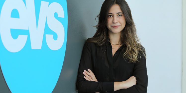 Ayşe Ece Şengönül : “Akaryakıt zamları karşısındaki en iyi seçenek elektrikli araçlar”