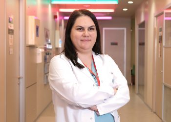 Yeni doğanlar refleksleri sayesinde besleniyor