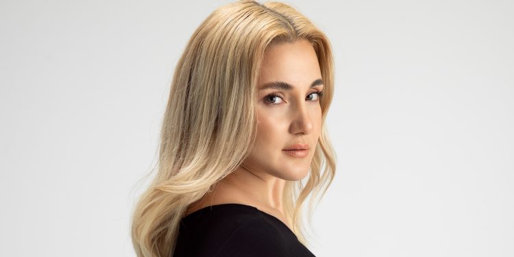 Ezgi Ayçe’nin yeni teklisi “Hayırdır” tüm dijital platformlarda