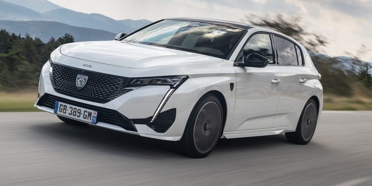 “Kadınlar Dünyasında Yılın Otomobili”