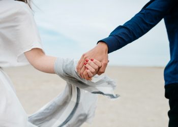 Dünya Kadınlar Günü Araştırma : Sizce hangisi? Özgürlük mü? Para mı? Aşk mı?