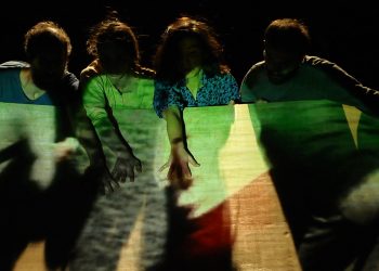 “Hiçbir Şey Yerinde Değil”