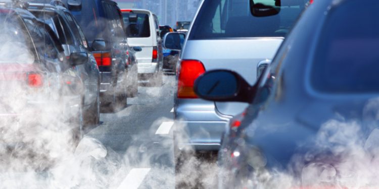 Türkiye Ulusal Alerji ve Klinik İmmünoloji Derneği (AİD) Yönetim Kurulu Üyesi Prof. Dr. Özge Soyer : Yoğun hava kirliliği vücutta hasarlara neden oluyor!