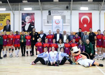 MSK Kadın Hentbol takımı, süper lig yolunda play-off’ta