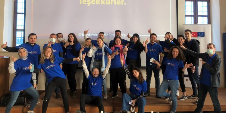 Hazine avı farklı kültürleri yeniden buluşturdu