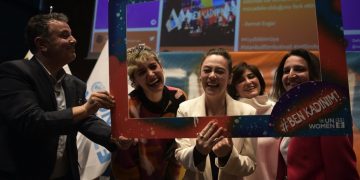 İstanbul Film Festivali kapsamında Beyaz Perdede #BenKadınım söyleşisi gerçekleşti