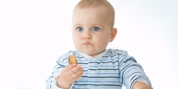 Bebek Bisküvisinde en önemli kriter doğal ve yeterli besini barındırması