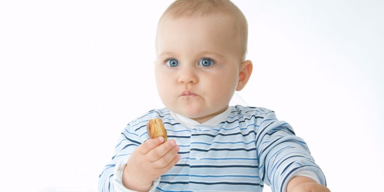 Bebek Bisküvisinde en önemli kriter doğal ve yeterli besini barındırması