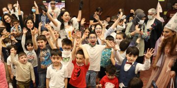 “Hayal Eden ve Gülen Çocukların” Şenliği Muhsin Ertuğrul sahnesi’nde başladı