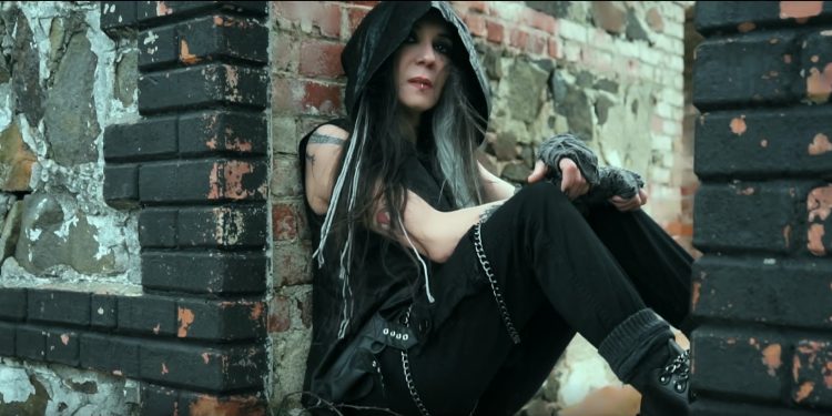 Müzisyen İdil Çağatay “Müzik İle İlgili Her Şey Beni Heyecanlandırıyor”