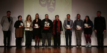 13. Savaş Dinçel Tiyatro ödülleri ve Baba Sahne oyun yazma yarışması ödülleri sahiplerini buldu