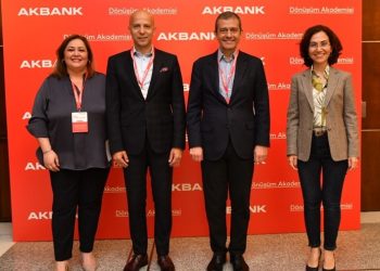 KOBİ’ler Akbank Dönüşüm Akademisi ile   geleceğe hazırlanacak