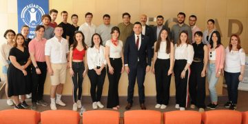 Gençler Geleceği, Dünyayı ve Türkiye’yi daha iyi değerlendiriyor