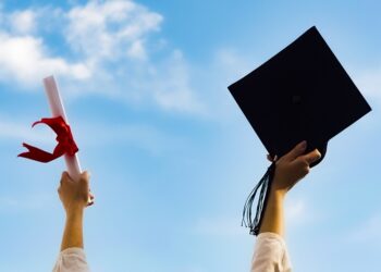 Üniversite öğrencilerinin yüzde 38’i lisans eğitiminin iş bulmalarına yardımcı olmadığını düşünüyor