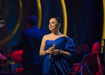 Merve Özbey en sevilen arabesk şarkılarla Jolly Joker Private’daydı