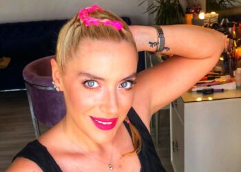 Hande Ertekin : Dikkat… Dikkat…