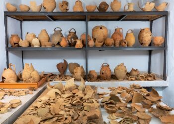 Metropolis antik kenti kazıları, tarihi gün yüzüne çıkarıyor