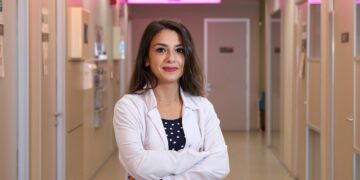 Kekemelik hastalık olarak değerlendirilmemeli