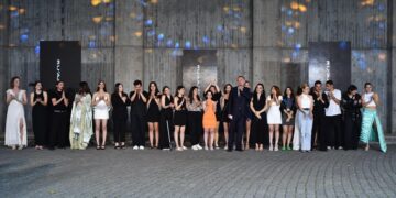 Bilgili öğrencilerin tasarımları podyumda görücüye çıktı