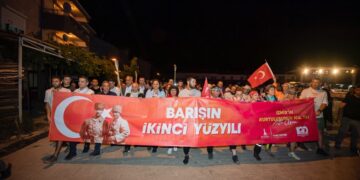 Zafer Yolu kafilesi Afyon’dan İzmir’e meşaleyle yola çıktı