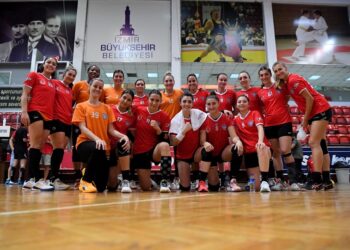 Mavi Kelebekler yeni sezona hazır