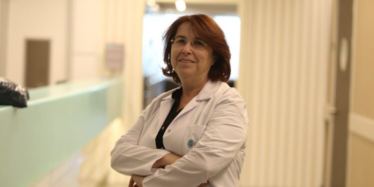 Yeni insanlarla tanışma korkusu bir hastalık mıdır?