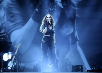 Sertab Erener’den İstanbul Festivali’nde Muhteşem Performans