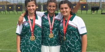 Muğlalı okçu Eflal, Türkiye rekoru kırdı