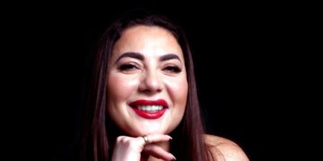 Kalıcı Makyajda İşini Zirveye Taşıyan Kadın; Yevgenia Aytas…