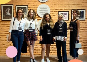 Bir Adım Var Vakfı’nın desteklediği 10 genç kadın sanatçı,  15 eserle BASE İstanbul’da