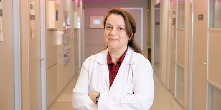 Elinizin dördüncü ve beşinci parmağındaki ağrıya dikkat!