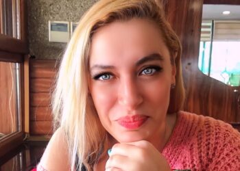 Hande Ertekin: Kaç yaşında büyürüz?